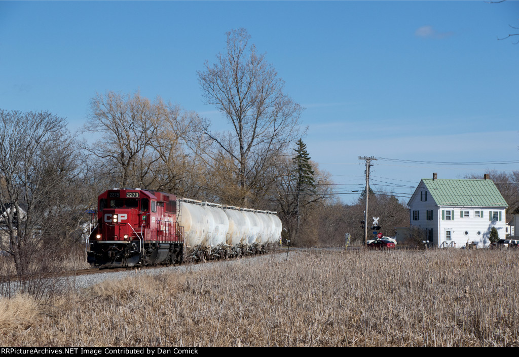 CP 2279 Leads the Cement Shuttle Toward Lovejoy St. 